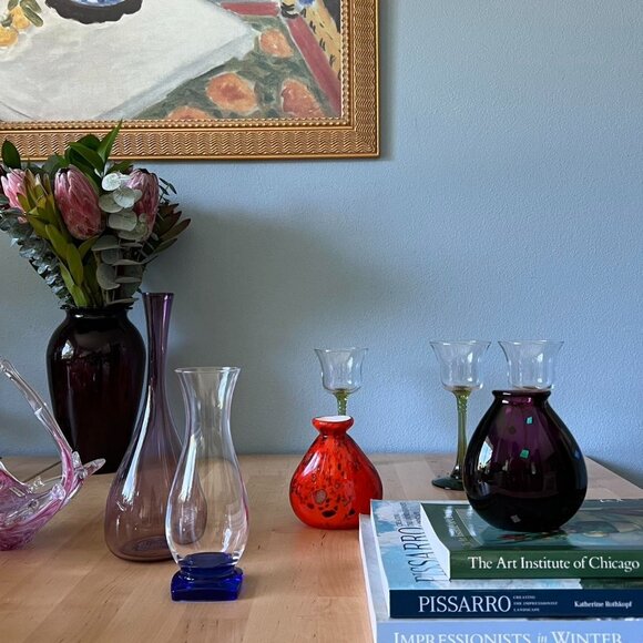 Vintage Hand Blown Orange, Gold, and Black Speckled Glass Bud Vase - Picture 7 of 8